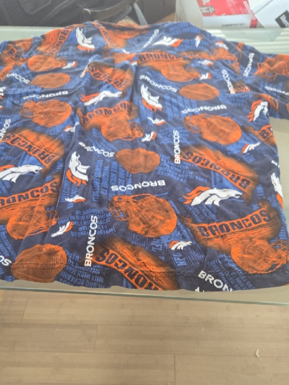 Team Apparel Denver Broncos Navy Blue and Orange Button-Down Shirt - Picture 7 of 11